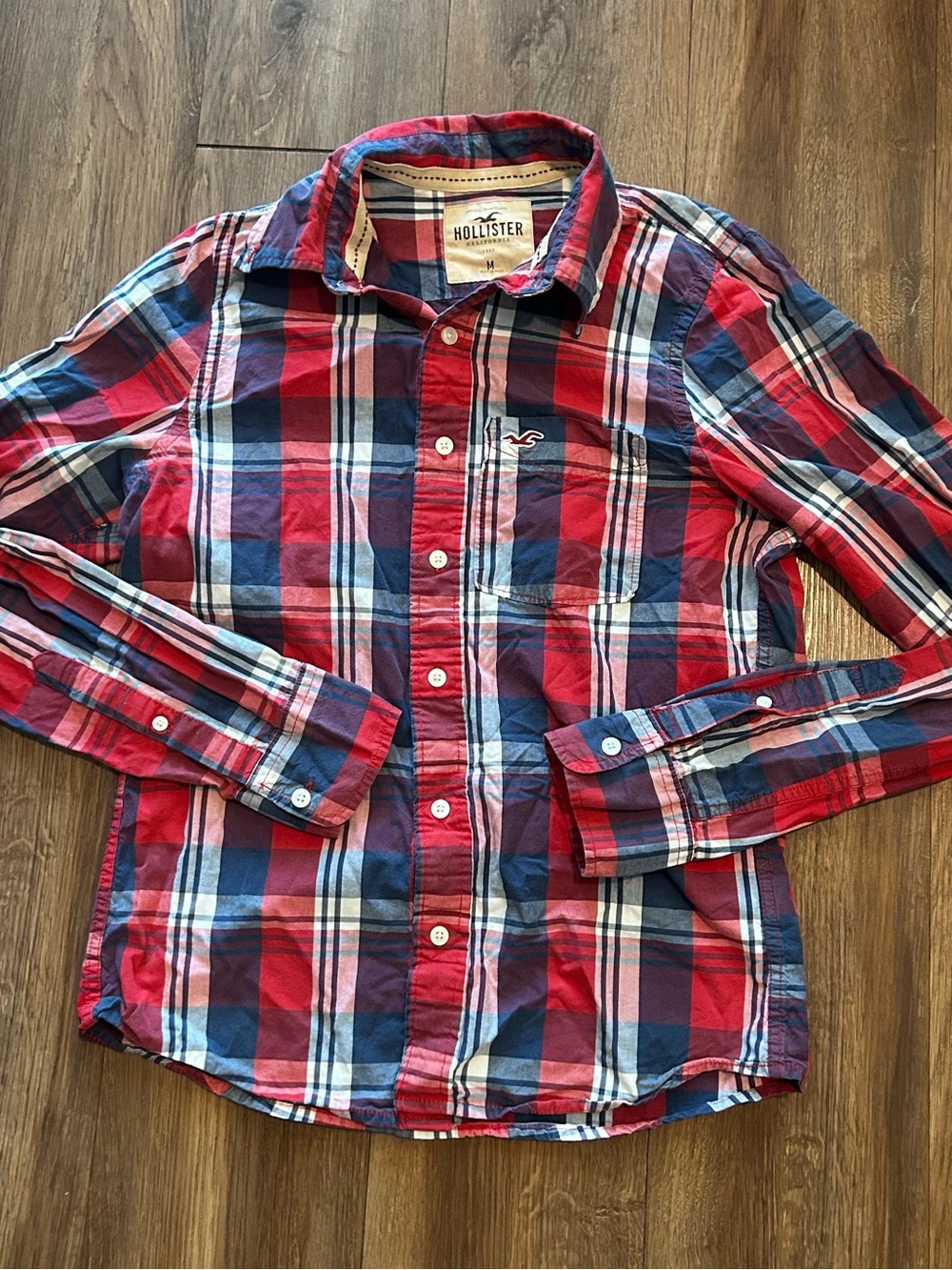 Y2K  Hollister Men's Flannel Shirt Red Plaid 100% Cotton Button Up Medium